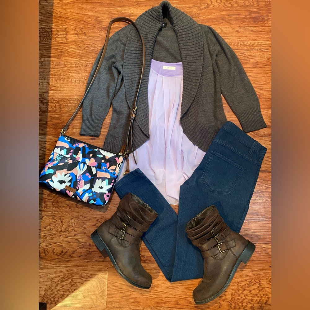 Meet your Posher, TheOutfitGuruGal